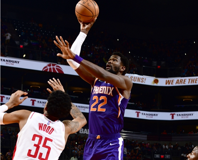 体育赛事-上海海港足球俱乐部主教练哈维尔离任