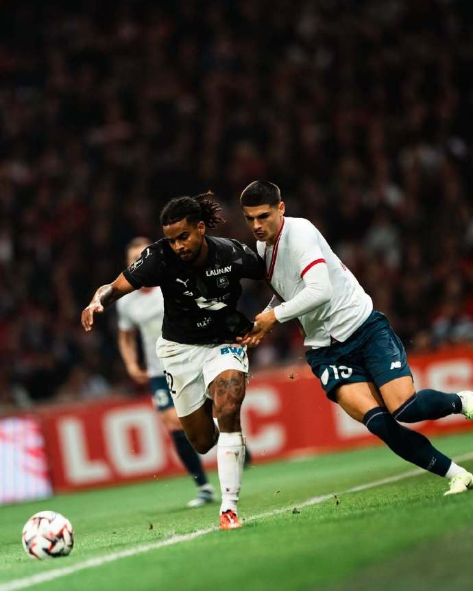 Yabo Sports-里尔足球竞技俱乐部